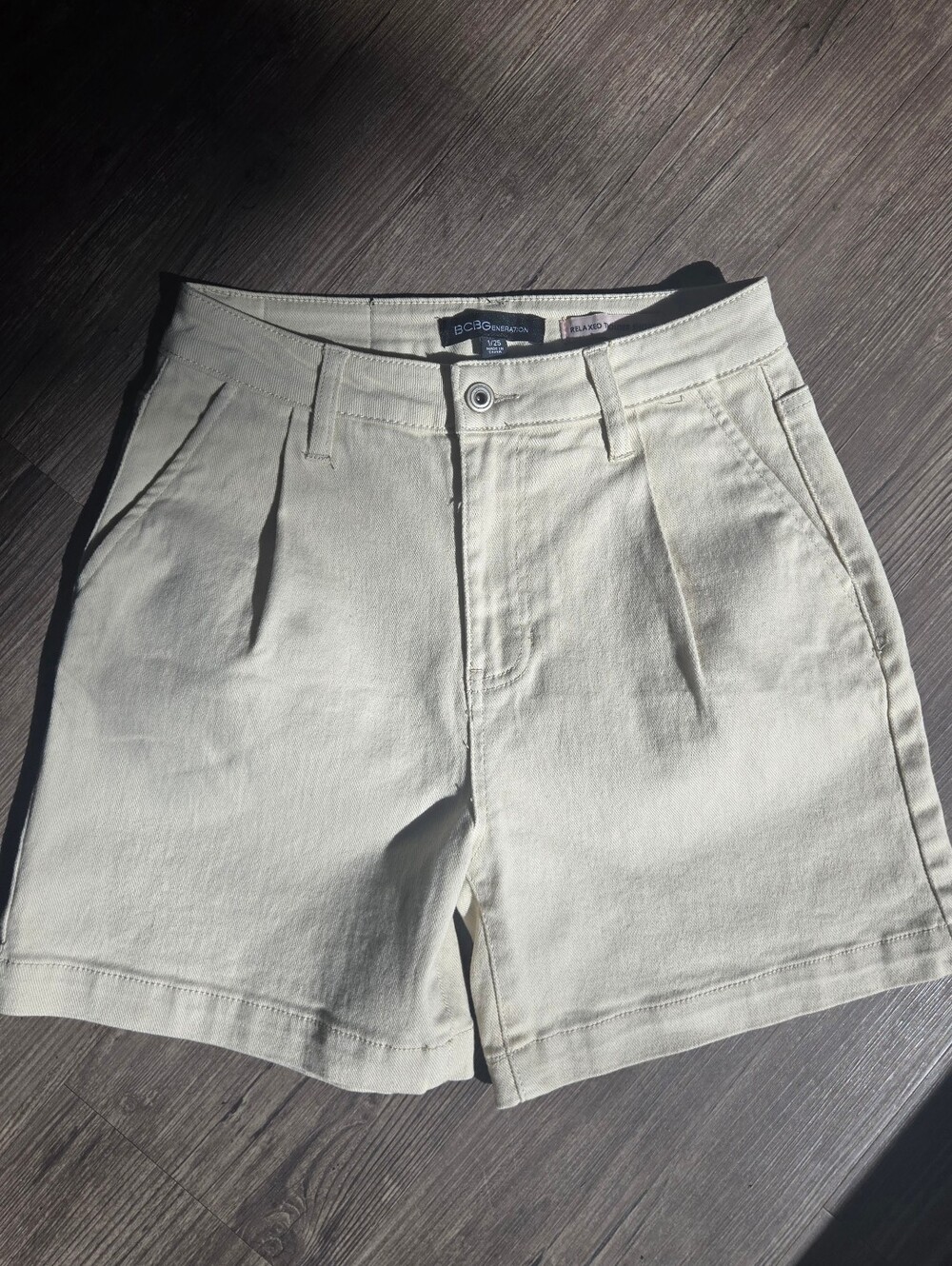 BCBGeneration Cream High-Rise Pleated Women’s Shorts